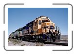 BNSF 2462 East, in the siding at Ash Hill CA. May 30, 1998 * 800 x 518 * (128KB)